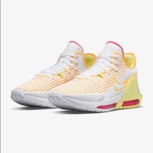 Lebron Witness VI Basketball Sneakers